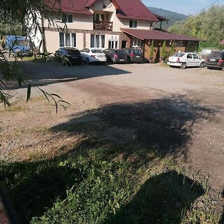 Hotel La Ionica Rozavlea Mm Extérieur photo